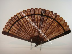Antique Chinese Carved Tortoise Shell Fan CH3