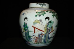Antique Chinese Enameled Porcelain Jar CP11